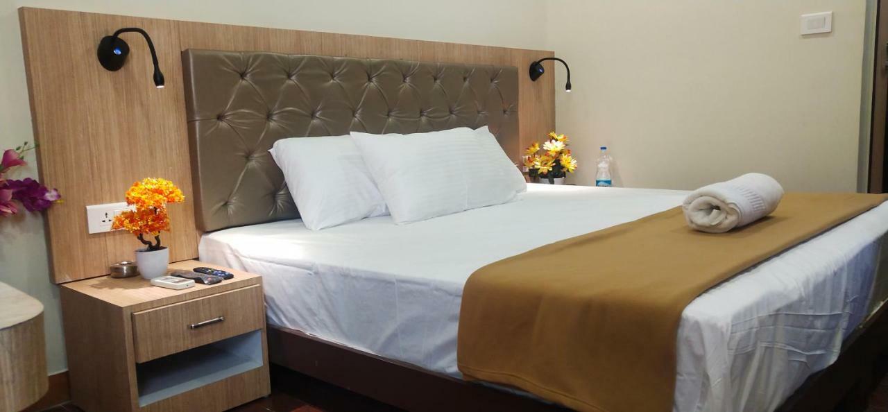 Amutham Residency Hotel Tiruchirappalli ภายนอก รูปภาพ