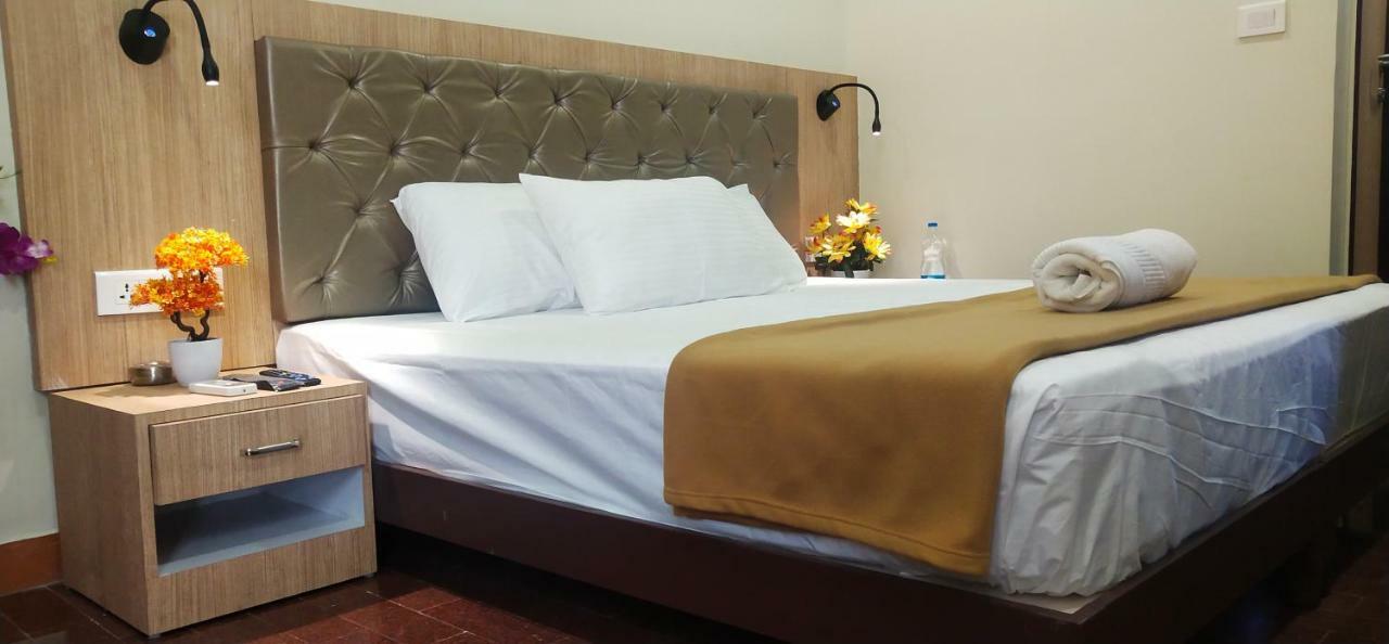 Amutham Residency Hotel Tiruchirappalli ภายนอก รูปภาพ