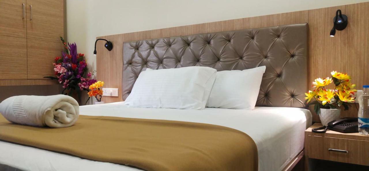 Amutham Residency Hotel Tiruchirappalli ภายนอก รูปภาพ